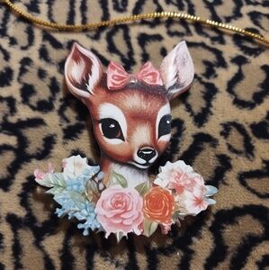 3/$25 Oh deer roses 🦌 ornament decoration